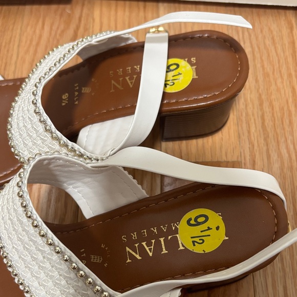 Elegant White and Brown Women's Sandals - Picture 4 of 5